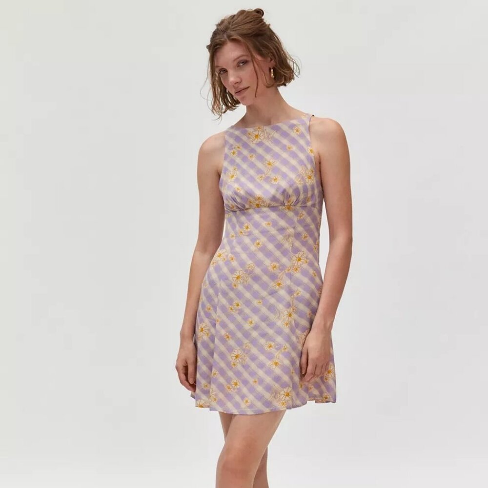 NWT Urban Outfitters Kimchi Blue Susie Open Back Swing Mini Dress